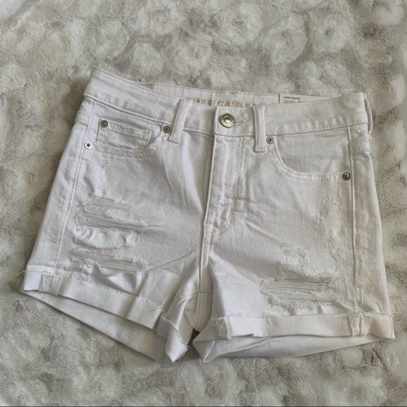 NWT American Eagle White Hi-Rise Shortie Size 4 - Picture 1 of 14